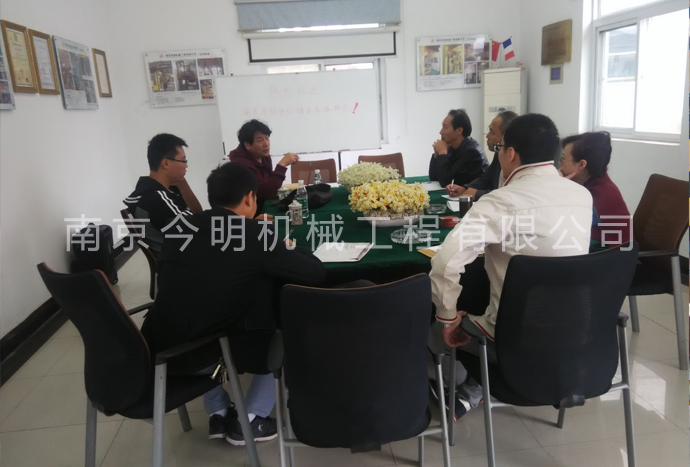 熱烈慶祝我司32t氣動葫蘆順利通過驗(yàn)收